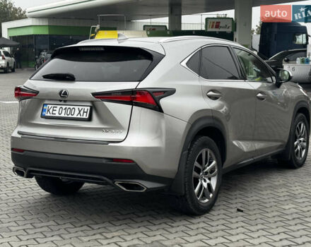 Сірий Лексус НХ, об'ємом двигуна 2 л та пробігом 67 тис. км за 25700 $, фото 5 на Automoto.ua