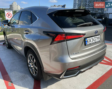 Лексус НХ 2017 в Киеве на Automoto.ua Серый Лексус НХ, объемом двигателя 2.49 л и пробегом 79 тыс. км за 38900 $, фото 3 на Automoto.ua