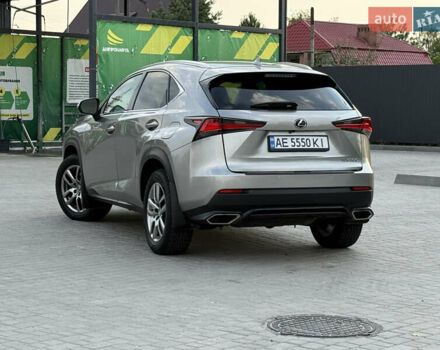 Сірий Лексус НХ, об'ємом двигуна 2 л та пробігом 64 тис. км за 23999 $, фото 6 на Automoto.ua