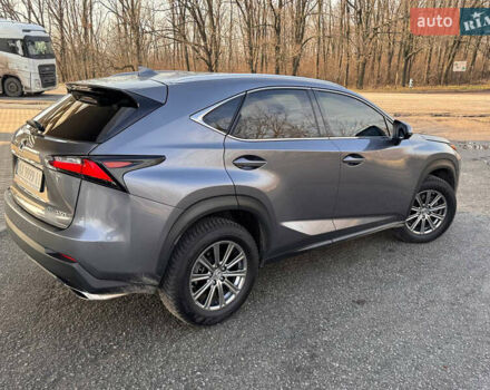 Серый Лексус НХ, объемом двигателя 2 л и пробегом 54 тыс. км за 22500 $, фото 2 на Automoto.ua