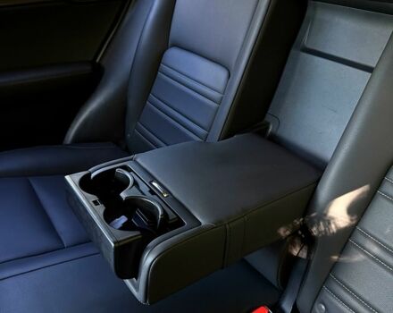 Серый Лексус НХ, объемом двигателя 2 л и пробегом 104 тыс. км за 30000 $, фото 12 на Automoto.ua