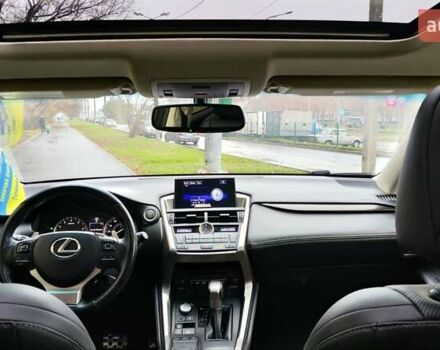 Сірий Лексус НХ, об'ємом двигуна 1.99 л та пробігом 139 тис. км за 24900 $, фото 11 на Automoto.ua