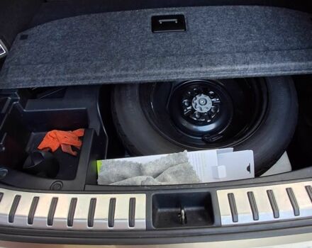 Серый Лексус НХ, объемом двигателя 2 л и пробегом 140 тыс. км за 23500 $, фото 5 на Automoto.ua