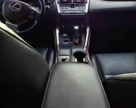 Серый Лексус НХ, объемом двигателя 2 л и пробегом 140 тыс. км за 23500 $, фото 9 на Automoto.ua