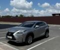 Сірий Лексус НХ, об'ємом двигуна 2 л та пробігом 153 тис. км за 17000 $, фото 1 на Automoto.ua