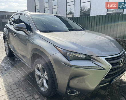 Сірий Лексус НХ, об'ємом двигуна 2 л та пробігом 54 тис. км за 28000 $, фото 4 на Automoto.ua