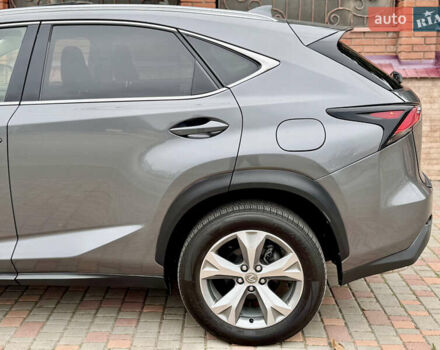 Сірий Лексус НХ, об'ємом двигуна 2 л та пробігом 56 тис. км за 20999 $, фото 28 на Automoto.ua