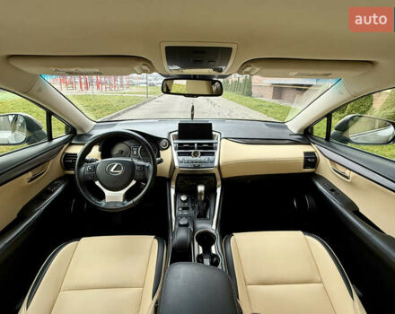 Серый Лексус НХ, объемом двигателя 2 л и пробегом 140 тыс. км за 23500 $, фото 46 на Automoto.ua