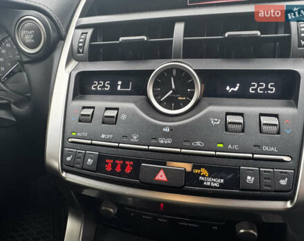 Сірий Лексус НХ, об'ємом двигуна 2 л та пробігом 67 тис. км за 25700 $, фото 29 на Automoto.ua
