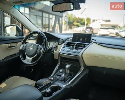 Сірий Лексус НХ, об'ємом двигуна 2 л та пробігом 137 тис. км за 25900 $, фото 39 на Automoto.ua