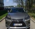 Серый Лексус НХ, объемом двигателя 2 л и пробегом 165 тыс. км за 21000 $, фото 1 на Automoto.ua