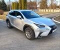Серый Лексус НХ, объемом двигателя 2 л и пробегом 95 тыс. км за 25700 $, фото 4 на Automoto.ua