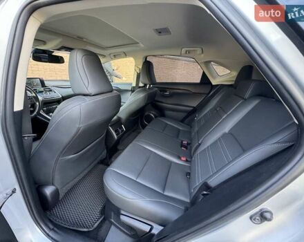 Лексус НХ 2018 в Одессе на Automoto.ua Серый Лексус НХ, объемом двигателя 2 л и пробегом 85 тыс. км за 26500 $, фото 16 на Automoto.ua