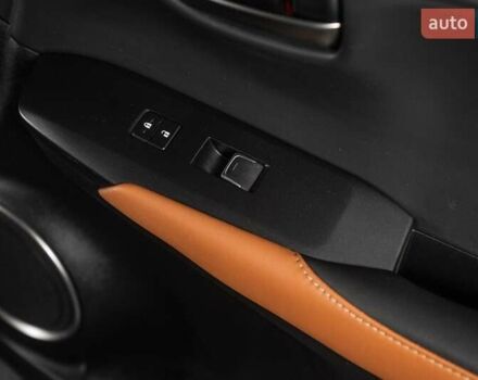 Сірий Лексус НХ, об'ємом двигуна 2.49 л та пробігом 69 тис. км за 37500 $, фото 13 на Automoto.ua