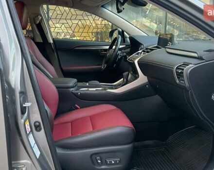 Сірий Лексус НХ, об'ємом двигуна 2.49 л та пробігом 90 тис. км за 34651 $, фото 5 на Automoto.ua