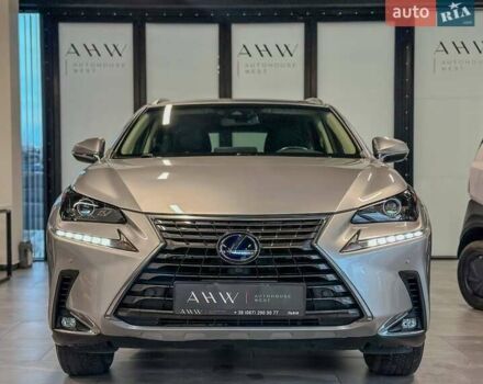 Сірий Лексус НХ, об'ємом двигуна 2.49 л та пробігом 100 тис. км за 32900 $, фото 1 на Automoto.ua