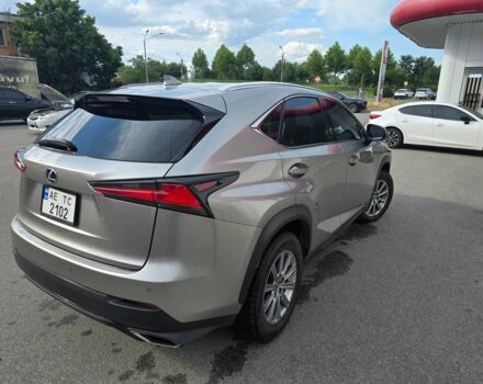 Сірий Лексус НХ, об'ємом двигуна 2 л та пробігом 48 тис. км за 28500 $, фото 2 на Automoto.ua