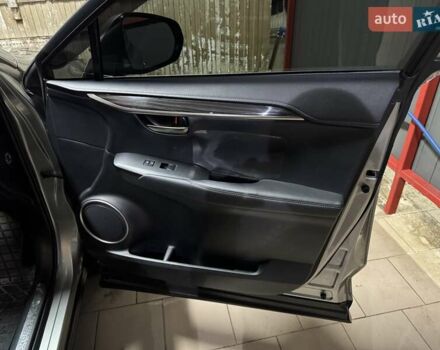 Сірий Лексус НХ, об'ємом двигуна 1.99 л та пробігом 35 тис. км за 35555 $, фото 30 на Automoto.ua