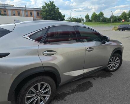 Сірий Лексус НХ, об'ємом двигуна 2 л та пробігом 48 тис. км за 28500 $, фото 9 на Automoto.ua