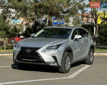 Лексус НХ 2018 в Одессе на Automoto.ua Серый Лексус НХ, объемом двигателя 2 л и пробегом 85 тыс. км за 26500 $, фото 4 на Automoto.ua