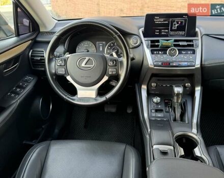 Лексус НХ 2018 в Одессе на Automoto.ua Серый Лексус НХ, объемом двигателя 2 л и пробегом 85 тыс. км за 26500 $, фото 19 на Automoto.ua