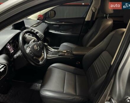 Сірий Лексус НХ, об'ємом двигуна 1.99 л та пробігом 35 тис. км за 35555 $, фото 25 на Automoto.ua