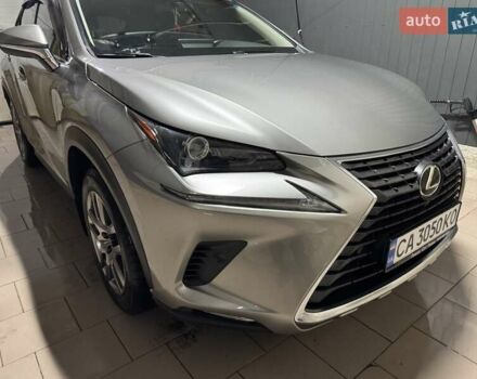 Сірий Лексус НХ, об'ємом двигуна 1.99 л та пробігом 35 тис. км за 35555 $, фото 7 на Automoto.ua