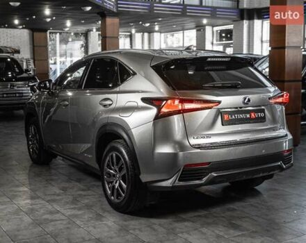 Сірий Лексус НХ, об'ємом двигуна 2.49 л та пробігом 69 тис. км за 37500 $, фото 3 на Automoto.ua