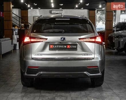 Сірий Лексус НХ, об'ємом двигуна 2.49 л та пробігом 69 тис. км за 37500 $, фото 4 на Automoto.ua