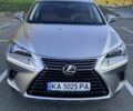 Сірий Лексус НХ, об'ємом двигуна 0 л та пробігом 54 тис. км за 32112 $, фото 1 на Automoto.ua