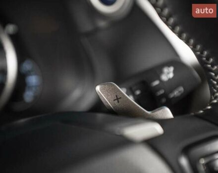 Сірий Лексус НХ, об'ємом двигуна 2.49 л та пробігом 69 тис. км за 37500 $, фото 30 на Automoto.ua