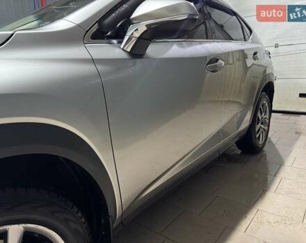 Сірий Лексус НХ, об'ємом двигуна 1.99 л та пробігом 35 тис. км за 35555 $, фото 9 на Automoto.ua