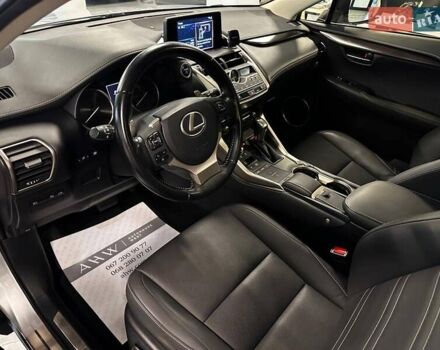 Серый Лексус НХ, объемом двигателя 2.49 л и пробегом 100 тыс. км за 29900 $, фото 12 на Automoto.ua
