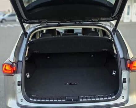 Серый Лексус НХ, объемом двигателя 2 л и пробегом 51 тыс. км за 28500 $, фото 13 на Automoto.ua