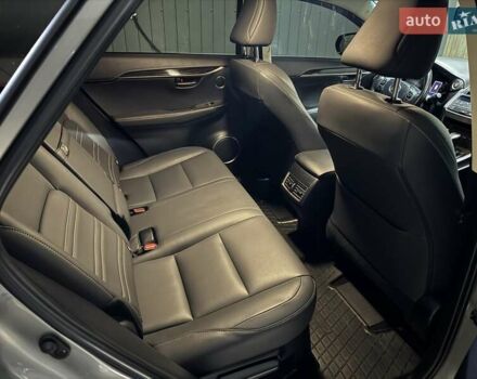 Сірий Лексус НХ, об'ємом двигуна 1.99 л та пробігом 35 тис. км за 35555 $, фото 31 на Automoto.ua