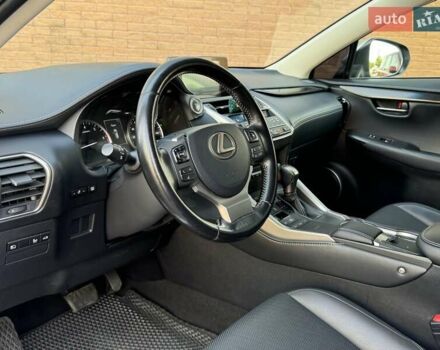Лексус НХ 2018 в Одессе на Automoto.ua Серый Лексус НХ, объемом двигателя 2 л и пробегом 85 тыс. км за 26500 $, фото 14 на Automoto.ua