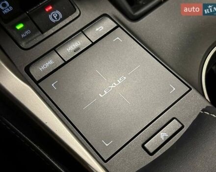 Сірий Лексус НХ, об'ємом двигуна 2.49 л та пробігом 100 тис. км за 32900 $, фото 19 на Automoto.ua
