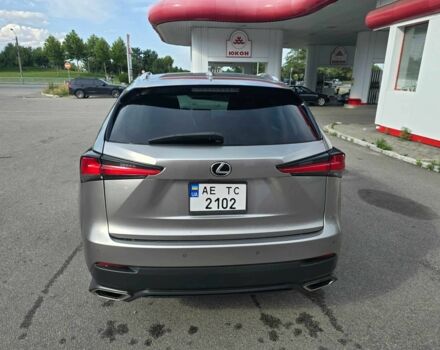 Сірий Лексус НХ, об'ємом двигуна 2 л та пробігом 48 тис. км за 28500 $, фото 4 на Automoto.ua