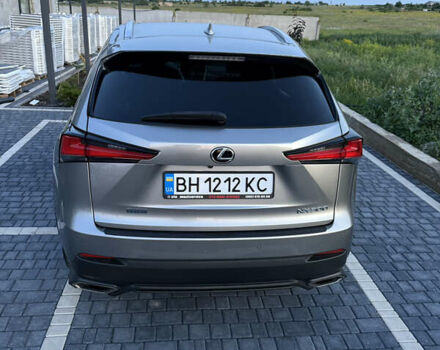 Серый Лексус НХ, объемом двигателя 2 л и пробегом 59 тыс. км за 30000 $, фото 6 на Automoto.ua