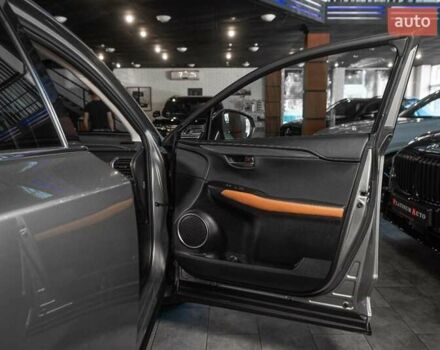 Сірий Лексус НХ, об'ємом двигуна 2.49 л та пробігом 69 тис. км за 37500 $, фото 12 на Automoto.ua