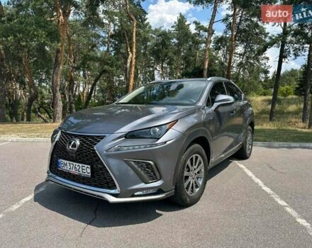 Сірий Лексус НХ, об'ємом двигуна 2 л та пробігом 65 тис. км за 26000 $, фото 1 на Automoto.ua