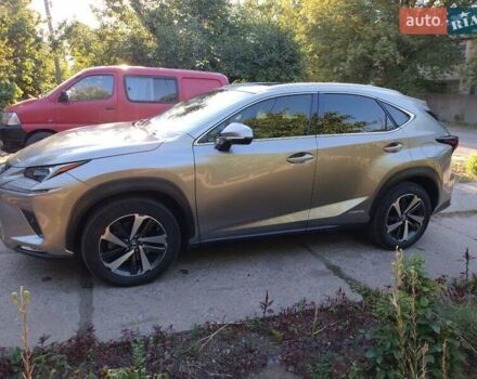 Серый Лексус НХ, объемом двигателя 2.49 л и пробегом 106 тыс. км за 29800 $, фото 2 на Automoto.ua