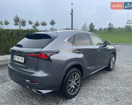 Сірий Лексус НХ, об'ємом двигуна 2 л та пробігом 37 тис. км за 29999 $, фото 8 на Automoto.ua
