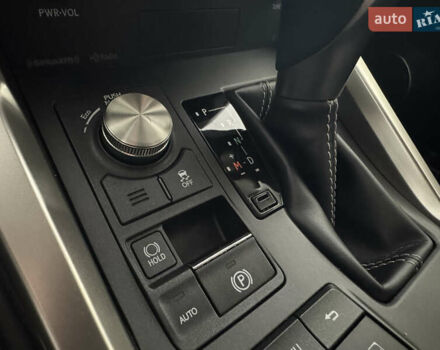 Сірий Лексус НХ, об'ємом двигуна 2 л та пробігом 26 тис. км за 29990 $, фото 17 на Automoto.ua