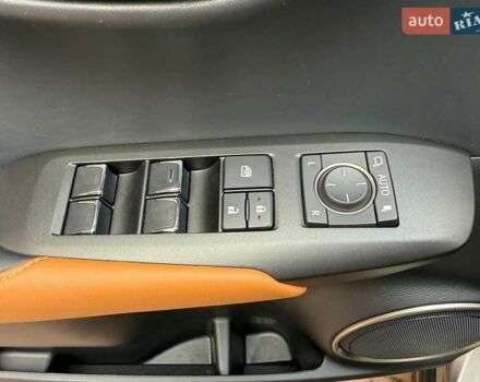 Сірий Лексус НХ, об'ємом двигуна 2.49 л та пробігом 64 тис. км за 35990 $, фото 38 на Automoto.ua