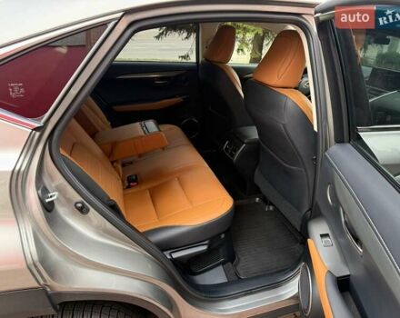 Сірий Лексус НХ, об'ємом двигуна 2.49 л та пробігом 64 тис. км за 35990 $, фото 21 на Automoto.ua