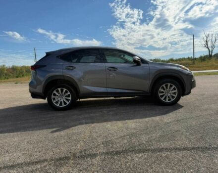 Серый Лексус НХ, объемом двигателя 2 л и пробегом 35 тыс. км за 14000 $, фото 1 на Automoto.ua