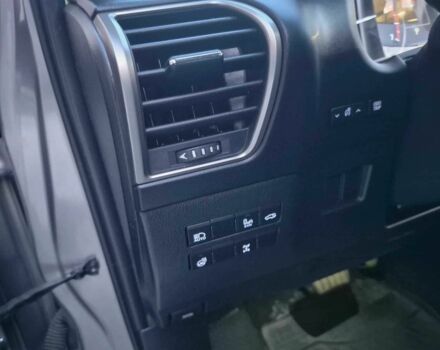 Серый Лексус НХ, объемом двигателя 2 л и пробегом 75 тыс. км за 16700 $, фото 19 на Automoto.ua