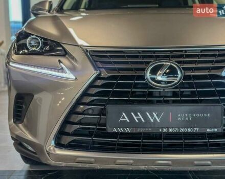 Серый Лексус НХ, объемом двигателя 1.99 л и пробегом 195 тыс. км за 27900 $, фото 2 на Automoto.ua