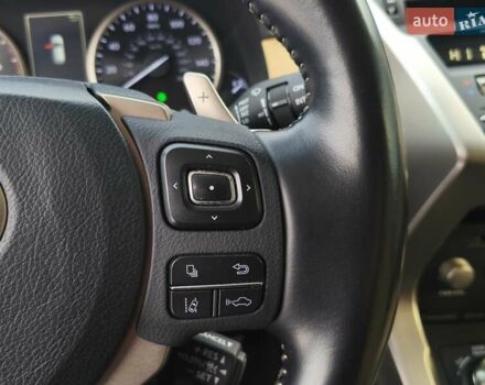 Сірий Лексус НХ, об'ємом двигуна 2.49 л та пробігом 54 тис. км за 36900 $, фото 25 на Automoto.ua